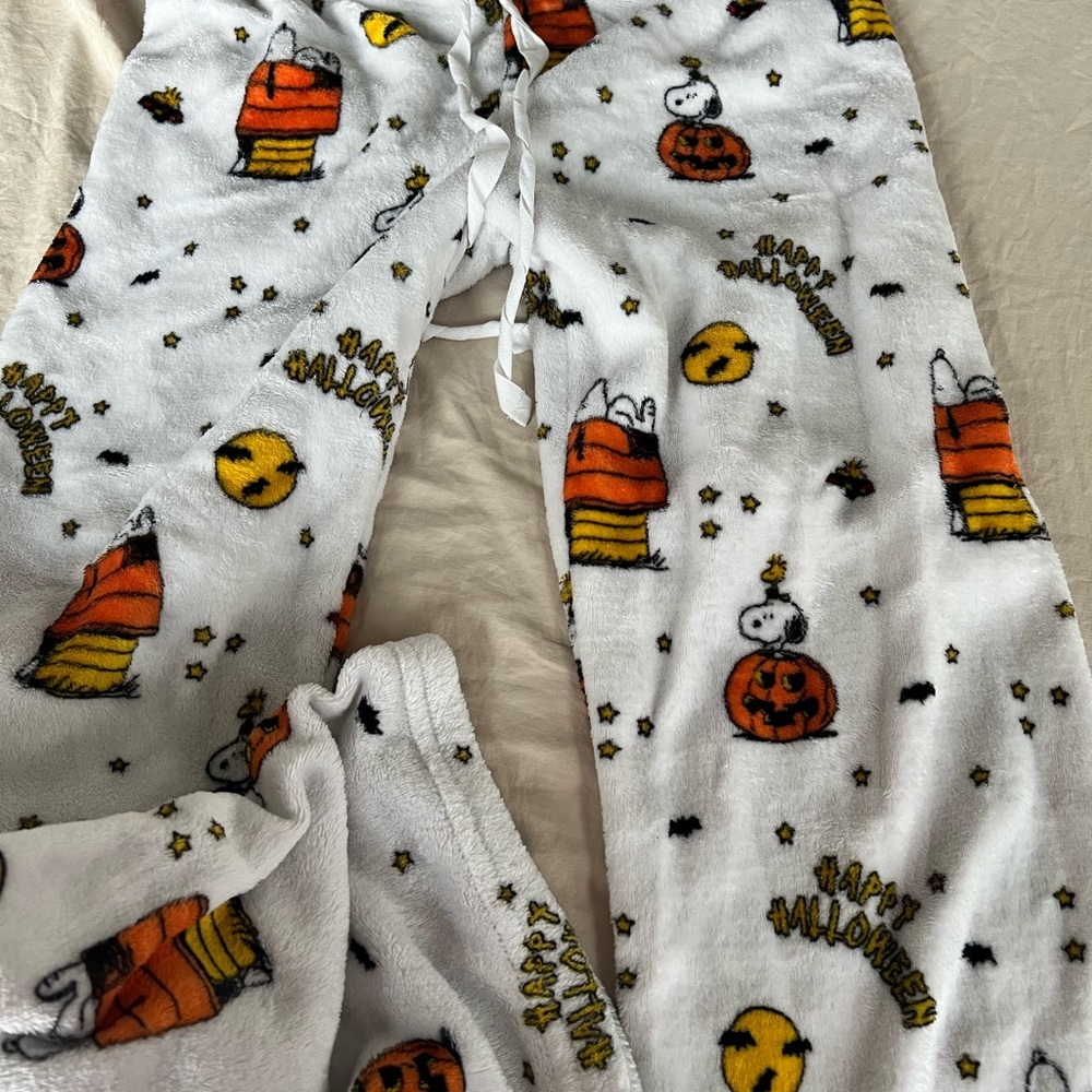 Peanuts White Halloween Pajama Pants